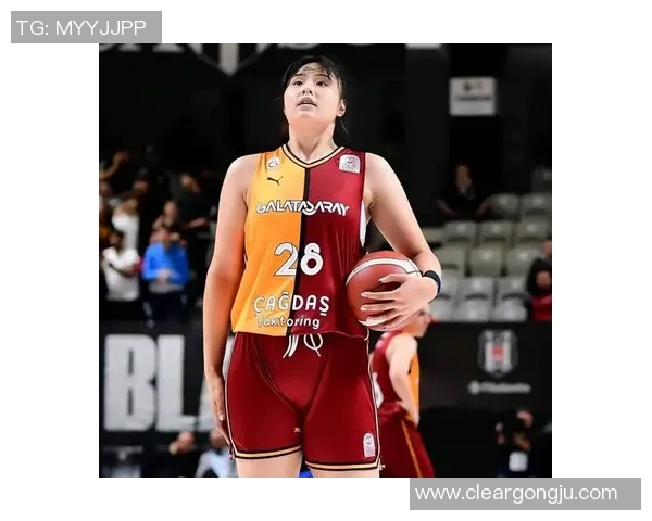 美职业女篮风暴与火花的激烈对决精彩瞬间回顾与分析