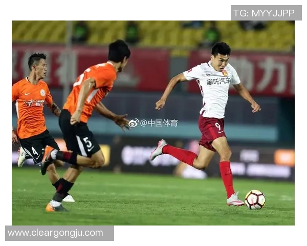 华夏队迎战北京人和全力争胜力争晋级赛季新高峰